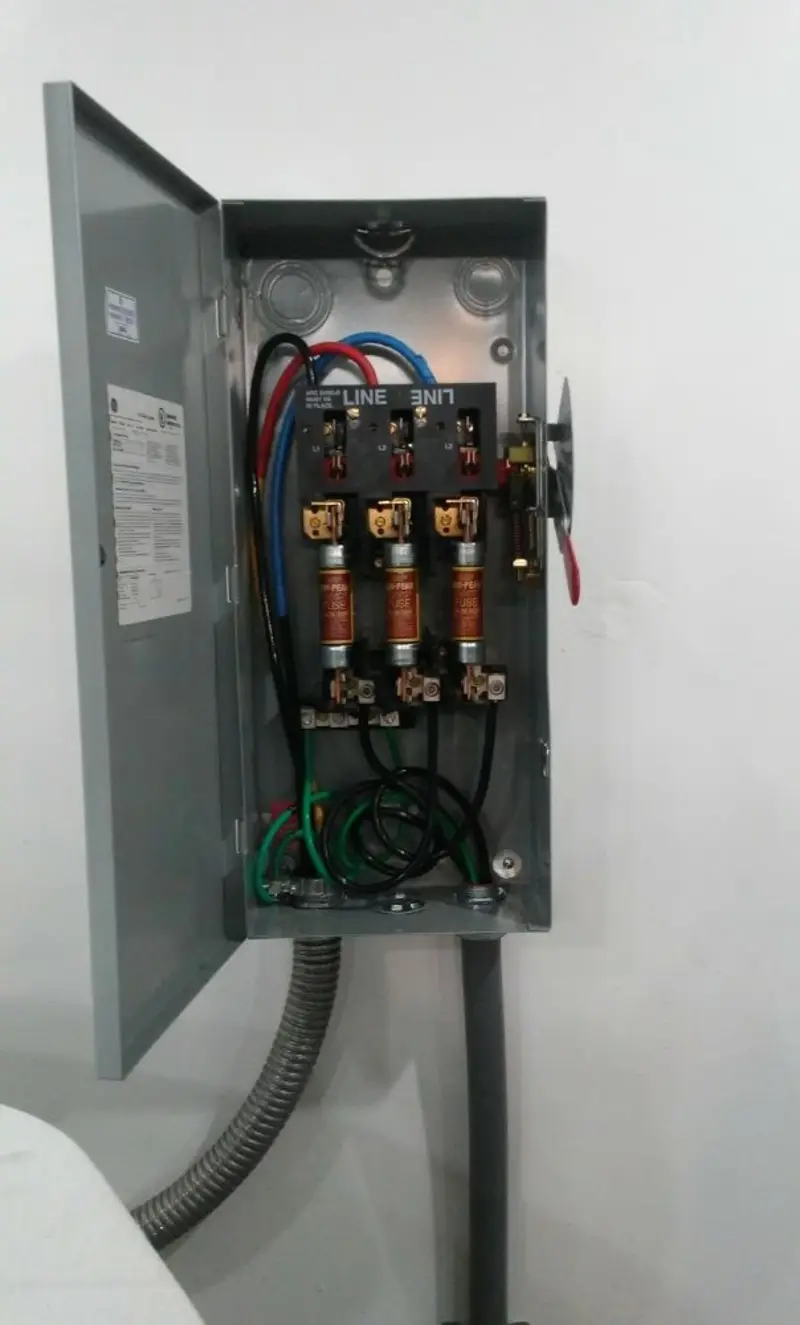 Three-phase disconnect switch installed for Electrical Wiring & Rewiring in Palmyra
